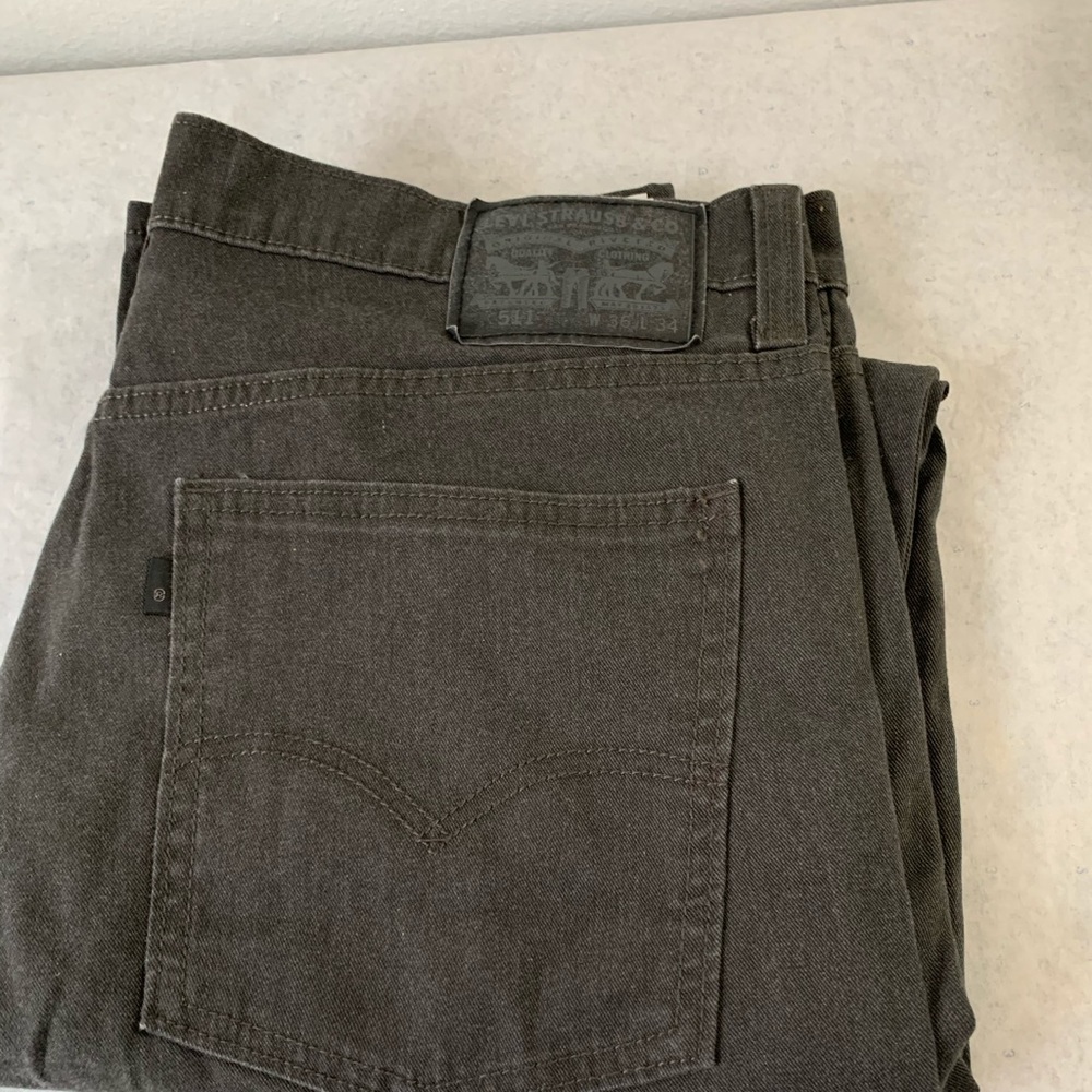 Levi’s straight denim jeans